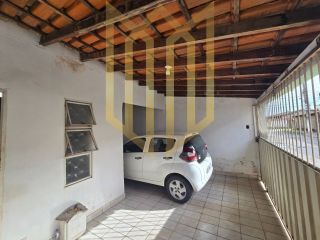 Casa com potencial comercial no Bairro Grande – Terceiro Início da Rua Rio dos Peixes