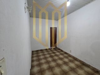 Casa com potencial comercial no Bairro Grande – Terceiro Início da Rua Rio dos Peixes