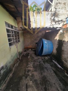 Casa com potencial comercial no Bairro Grande – Terceiro Início da Rua Rio dos Peixes