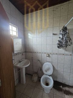 Sobrado Para Venda com 4 quartos 2 suítes no bairro Escolha um bairro... em Chapada Dos Guimarães
