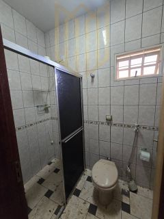 Sobrado Para Venda com 4 quartos 2 suítes no bairro Escolha um bairro... em Chapada Dos Guimarães
