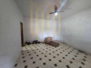Sobrado Para Venda com 4 quartos 2 suítes no bairro Escolha um bairro... em Chapada Dos Guimarães