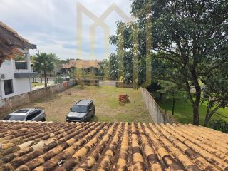 Sobrado Para Venda com 4 quartos 2 suítes no bairro Escolha um bairro... em Chapada Dos Guimarães