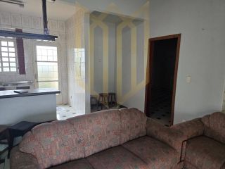 Sobrado Para Venda com 4 quartos 2 suítes no bairro Escolha um bairro... em Chapada Dos Guimarães