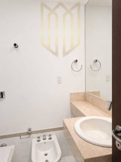 Vende  Casa alto Padrão Jd Guanabars Centro [DUPLICADO]