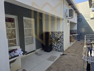 Casa a venda 3/4 no Jardim Europa + 3 kit nets (renda extra)