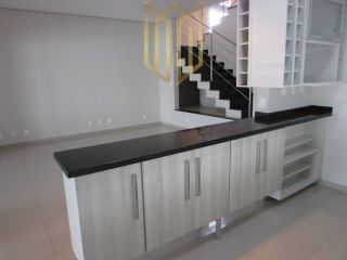 Linda casa no Belvedere 1 para venda