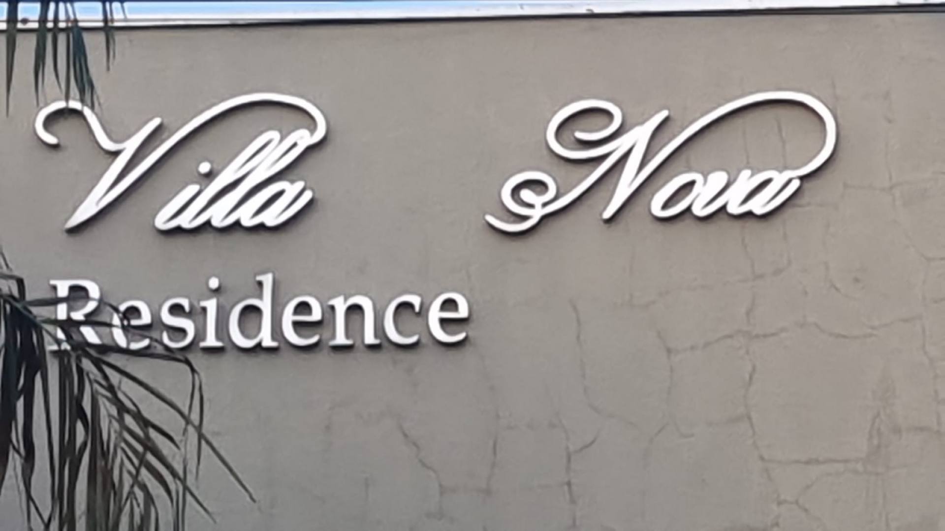 Casa de Condomínio semi mobiliada - para venda em Cuiabá Mt