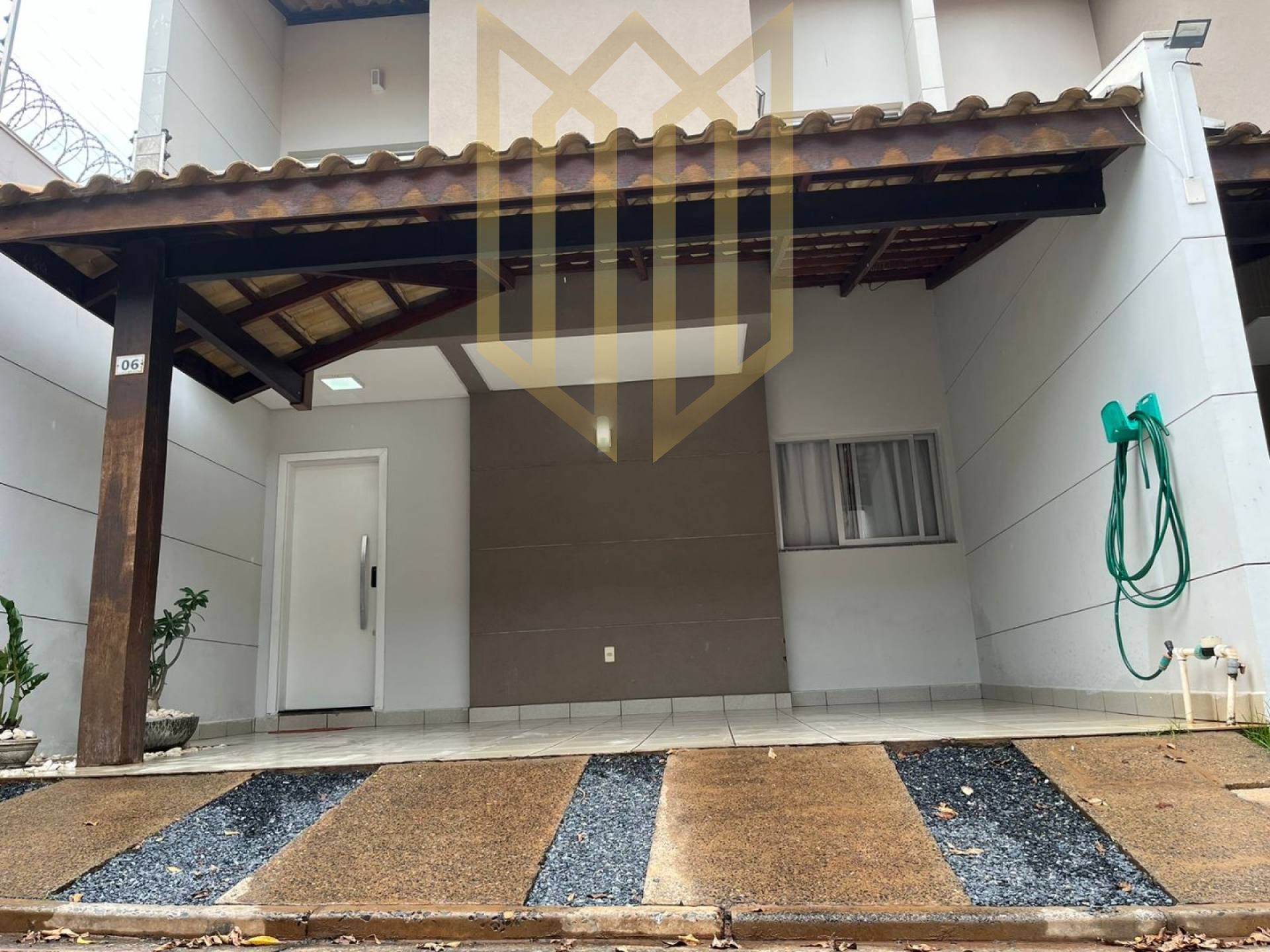 Sobrado em Condomínio à Venda - Cuiabá MT