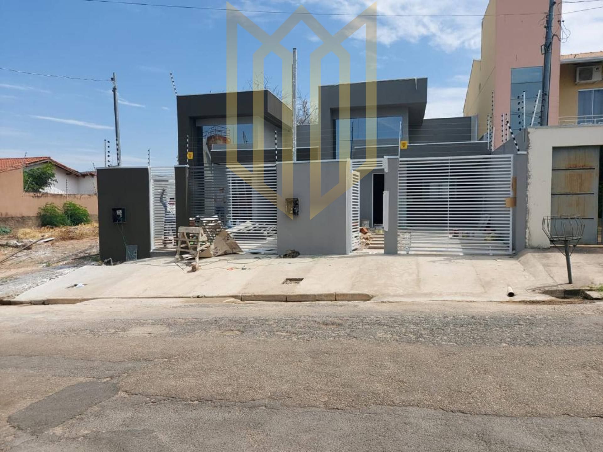 Linda casa com excelente localização à Venda - Cuiabá MT