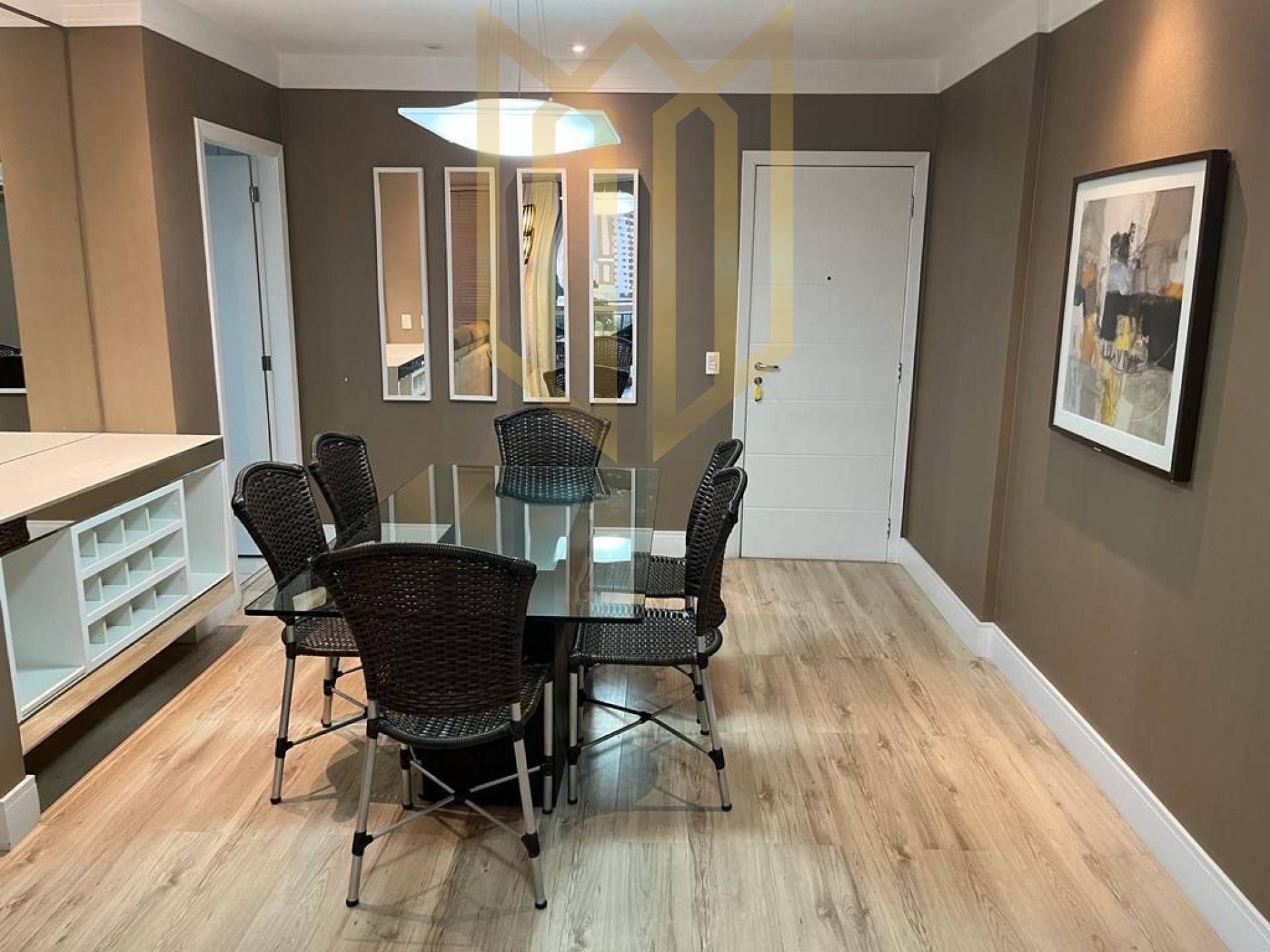 Apartamento mobiliado a venda