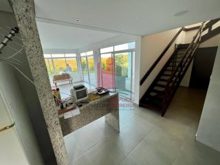 Casa em Condomínio 4 Suítes em Moreno