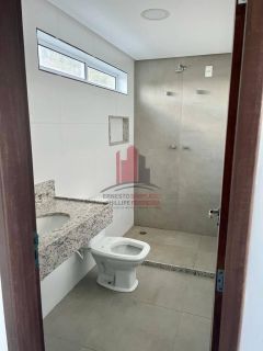 Casa em Condomínio 4 Suítes em Moreno