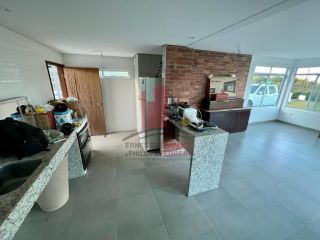 Casa em Condomínio 4 Suítes em Moreno