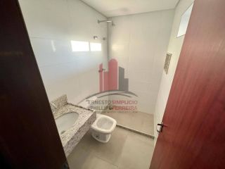 Casa em Condomínio 4 Suítes em Moreno