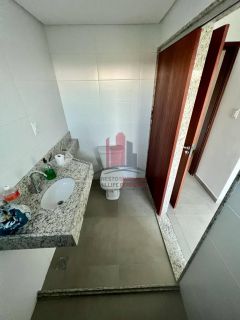 Casa em Condomínio 4 Suítes em Moreno