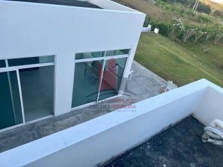 Casa em Condomínio 4 Suítes em Moreno
