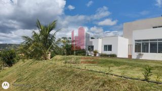 Casa em Condomínio 4 Suítes em Moreno