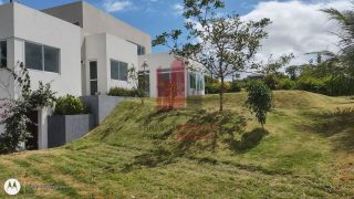 Casa em Condomínio 4 Suítes em Moreno