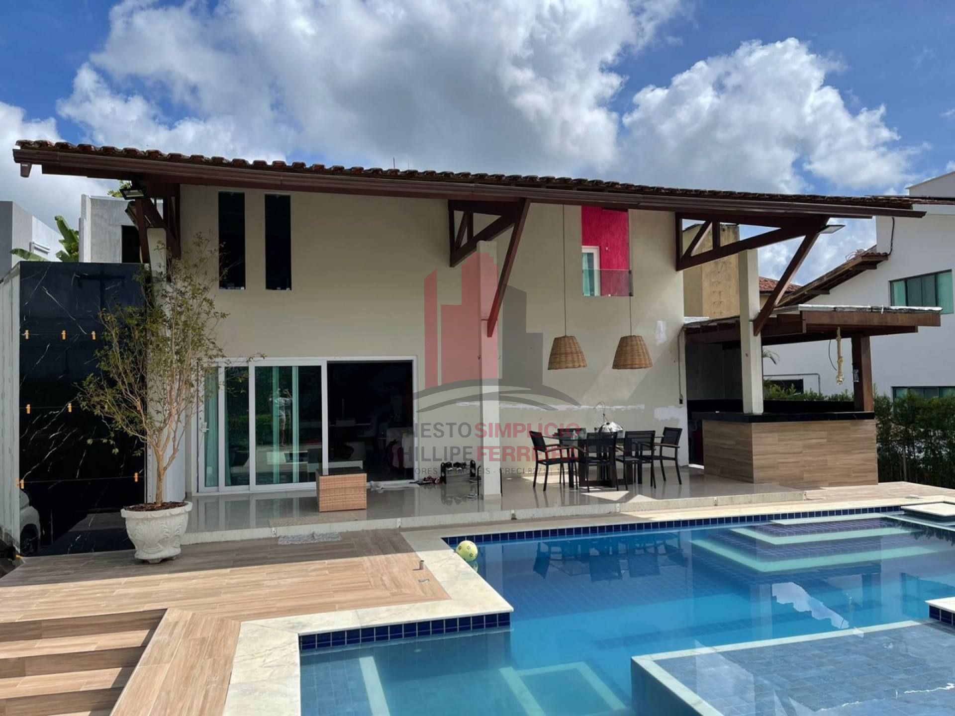 Casa em Cond em Aldeia no Km 9 5 Quartos 4 Suítes Piscina e Hidro