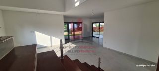 Casa em Condomínio Fechado em Aldeia com 4 Quartos