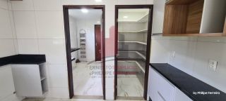 Casa Terrea em Cond. em Aldeia 4 Quartos sendo 3 Suítes