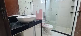 Casa Terrea em Cond. em Aldeia 4 Quartos sendo 3 Suítes