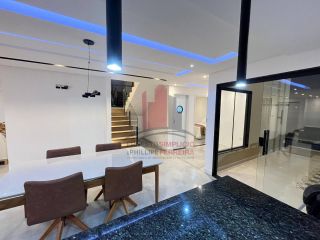 Casa em Condomínio Fechado em Paudalho com 4 Suítes 265m