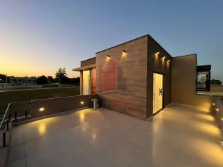 Casa em Condomínio Fechado em Paudalho com 4 Suítes 265m