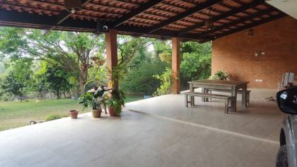 Casa Fora de Cond. 2 Quartos sendo 1 Suíte 180m