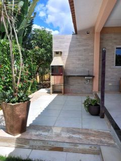 Aluguel - Casa em Condomínio em Aldeia 3 Qrts sendo 2 Suítes 180m