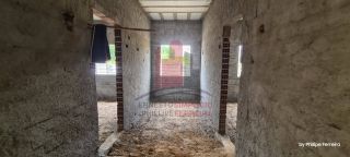 Casa em Construção em Excelente condomínio com 350m2