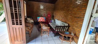 Casa em Condomínio com 180m 3 Quartos 2000m de área + Piscina