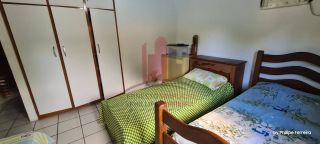 Casa em Condomínio com 180m 3 Quartos 2000m de área + Piscina