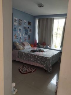 CASA EM ALDEIA COM 5 SUÍTES EM CONDOMÍNIO