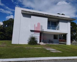 CASA EM ALDEIA COM 5 SUÍTES EM CONDOMÍNIO