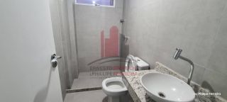 Casa em Condomínio Fechado em Aldeia com 222m