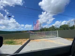 Lote com Edícula em Condomínio Fechado em Aldeia