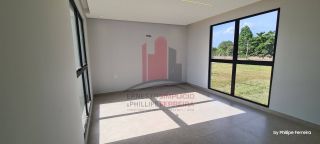 Casa em Construção em Excelente Condomínio com 5 Suítes 310m²