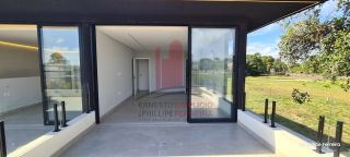 Casa em Construção em Excelente Condomínio com 5 Suítes 310m²