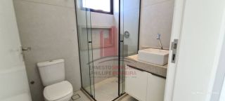 Casa em Construção em Excelente Condomínio com 5 Suítes 310m²