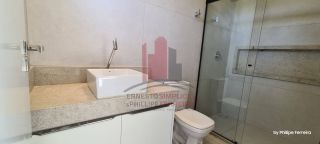 Casa em Construção em Excelente Condomínio com 5 Suítes 310m²