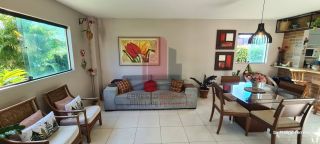 Casa em Condomínio em Aldeia 1 Suíte c/ Varanda e 3 Quartos Sociais