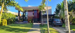 Linda e Moderna Casa em Condomínio Fechado em Aldeia