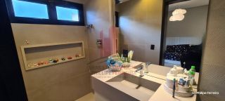 Linda e Moderna Casa em Condomínio Fechado em Aldeia