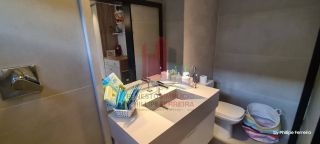 Linda e Moderna Casa em Condomínio Fechado em Aldeia