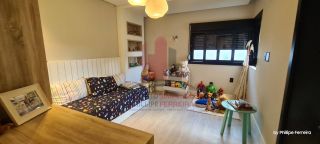 Linda e Moderna Casa em Condomínio Fechado em Aldeia