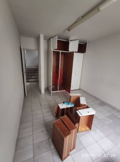 Casa em Rua Pública 4 Quartos 8 Vagas