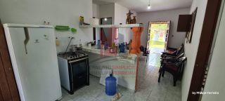 Casa na Praia de Enseada dos Golfinhos com 4 Quartos