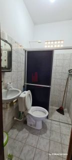 Casa na Praia de Enseada dos Golfinhos com 4 Quartos